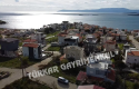 TÜRKAR’DAN SEFERİHİSAR AKARCA DENİZ TARAFINDA SATILIK ARSA