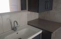 SEFERİHİSAR HIDIRLIK’TA KAPALI MUTFAK DOĞALGAZLI 2+1 ARA KAT SATILIK DAİRE