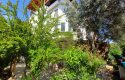 URLA ZEYTİNALANINDA BAHÇELİ DOĞALGAZLI 4+2 TRİPLEKS VİLLA