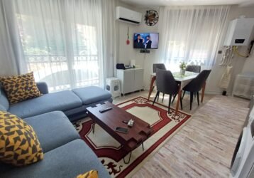 SEFERİHİSAR ÇOLAKİBRAHİM’DE OKULLAR BÖLGESİNDE 2+1 SATILIK DAİRE