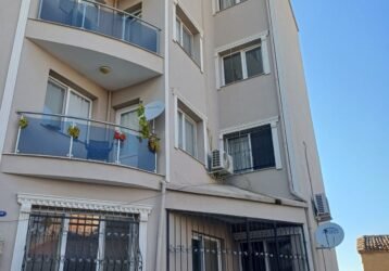 SEFERİHİSAR HIDIRLIK MERKEZDE 2. KAT 3+1 KAPALI MUTFAK KİRALIK DAİRE
