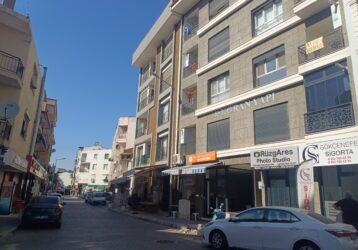 SEFERİHİSAR MERKEZ’DE 2+1 KAPALI MUTFAK ARA KAT SATILIK DAİRE